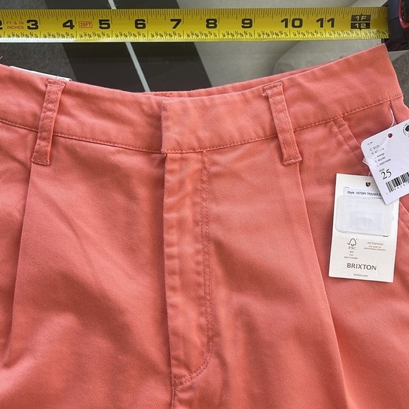 Brixton Womens Victory Trouser Shorts Coral Pleated Size 25 NWT High Waisted - Picture 6 of 9